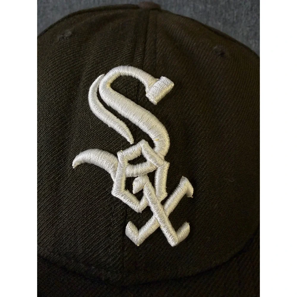 New Era 59FIFTY Chicago White Sox 2005 World Series Patch Hat Fitted 7 1/8 Brown